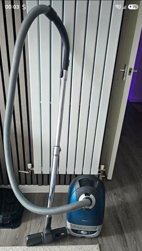 Miele blue grey bagged corded - bagged,